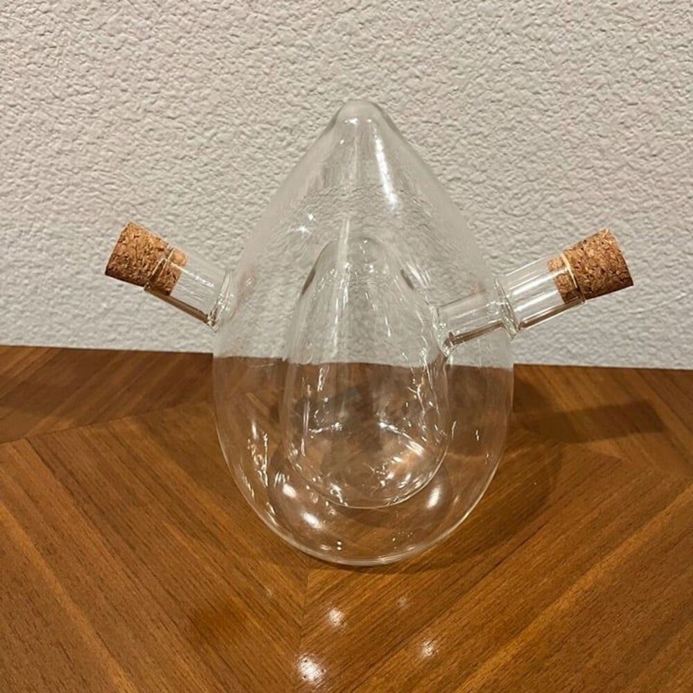 Oil/vinegar glass display pourer